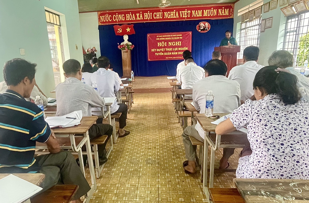 Hội nghị xét duyệt thực lực trong công tác tuyển quân năm 2025