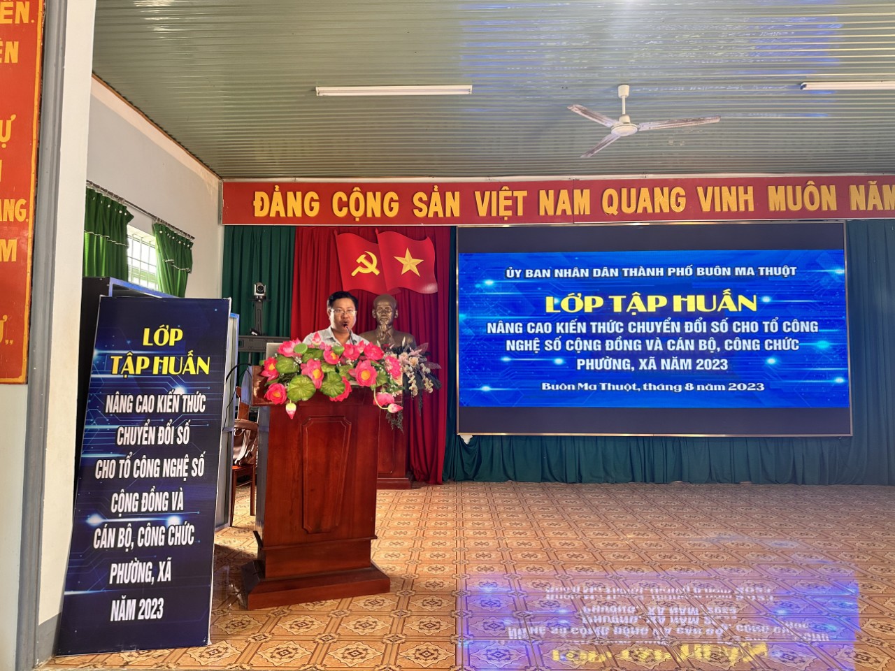 mạnh