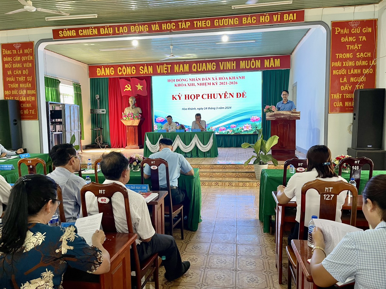 Kỳ họp chuyên đề của Hội đồng nhân dân xã Hòa Khánh khóa XIII, nhiệm kỳ 2021 – 2026