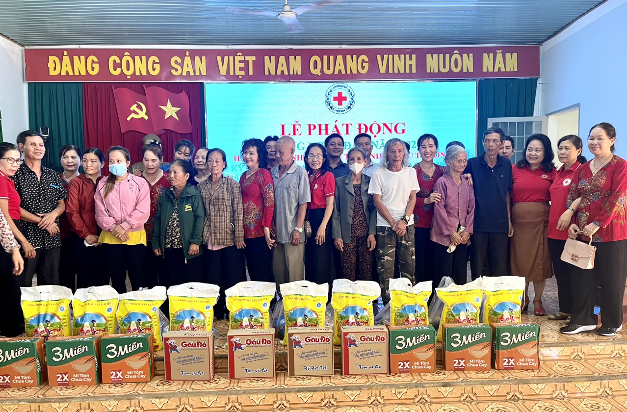  Hội Chữ thập đỏ xã Hoà Khánh tổ chức Lễ phát động Tháng Nhân đạo năm 2024