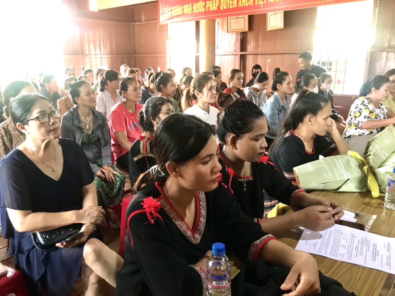 dự